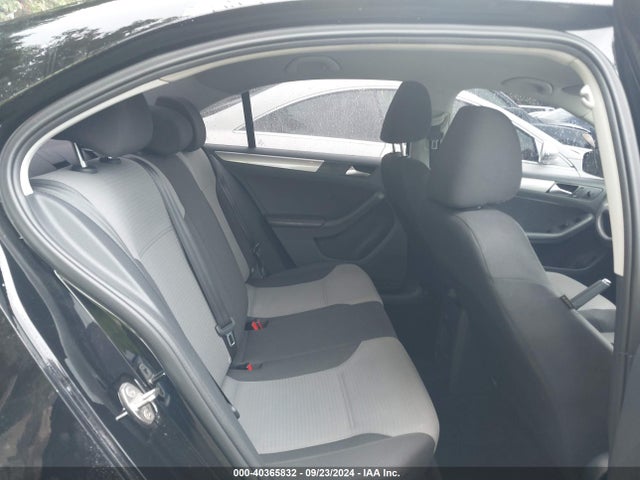3VW2B7AJ5HM355884 Volkswagen Jetta 1.4t S