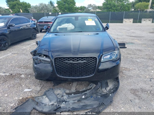 2C3CCAAG9NH232819 Chrysler 300 Touring