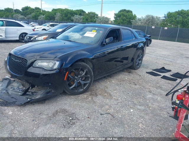 2C3CCAAG9NH232819 Chrysler 300 Touring
