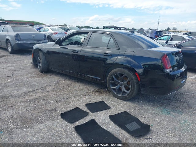 2C3CCAAG9NH232819 Chrysler 300 Touring