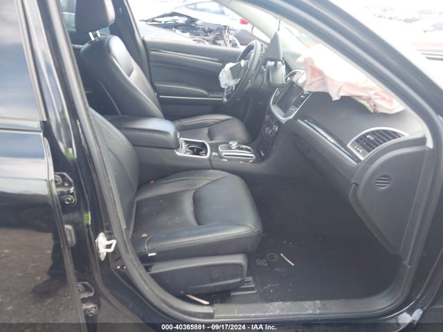 2C3CCAAG9NH232819 Chrysler 300 Touring