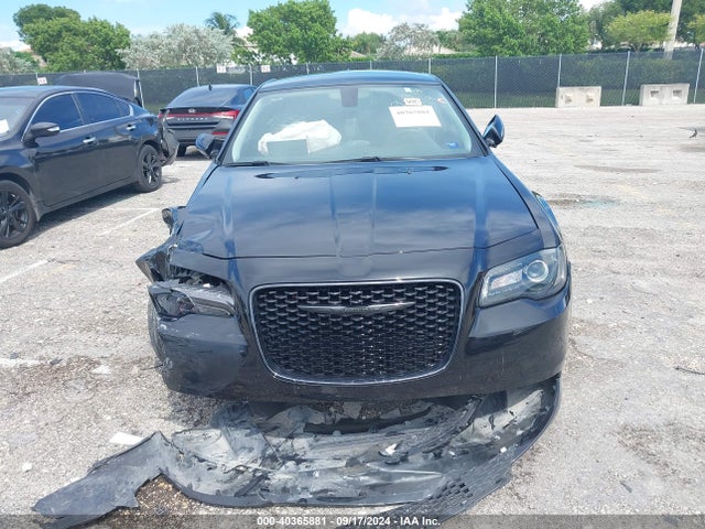 2C3CCAAG9NH232819 Chrysler 300 Touring