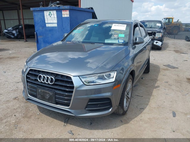 WA1EFCFS3GR002596 Audi Q3 2.0t Premium Plus