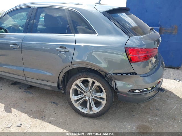 WA1EFCFS3GR002596 Audi Q3 2.0t Premium Plus