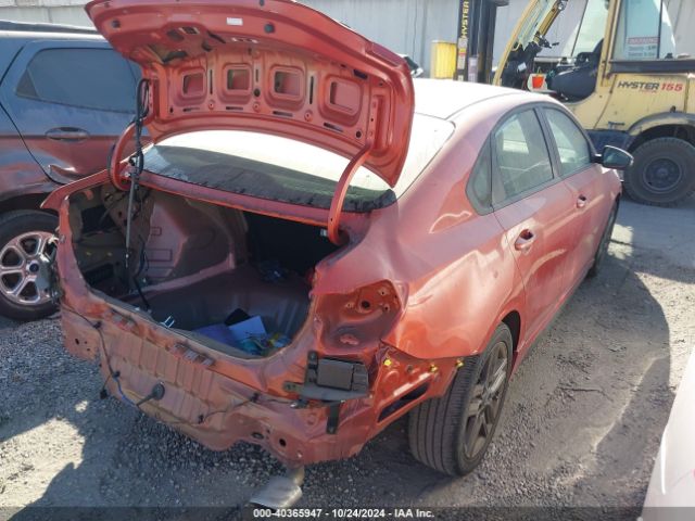 3KPF34ADXME285703 KIA Forte Gt-line