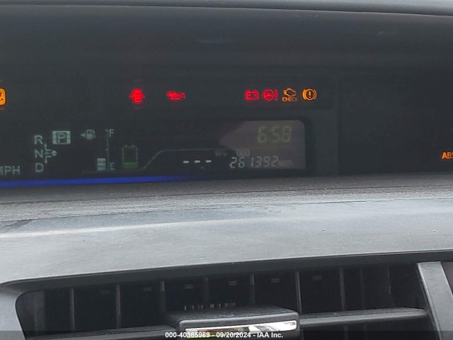 Toyota Prius V Two 2015 JTDZN3EU6FJ037272 Image 7