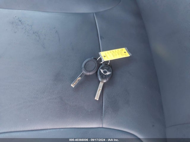 2006 MINI COOPER WMWRF33556TG16167 Photo 10