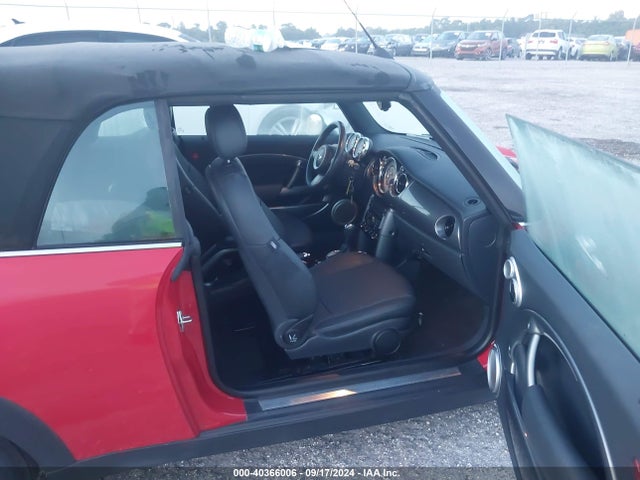 2006 MINI COOPER WMWRF33556TG16167 Photo 4