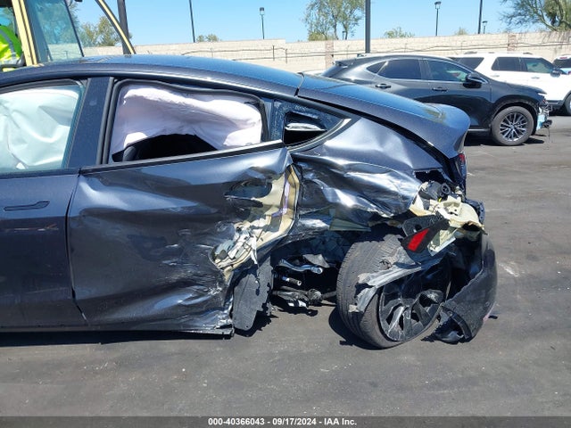 2024 TESLA MODEL Y 7SAYGDED8RF125511 Photo 5