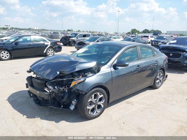 KIA Forte Lxs 2019 3KPF24AD4KE110542 Image 2