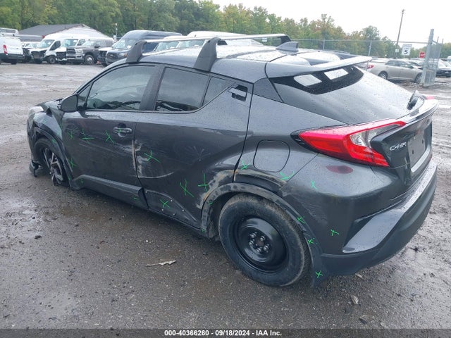 Toyota C-HR XLE 2019 NMTKHMBX2KR101011 Image 3