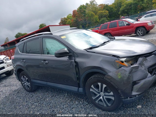 Toyota RAV4 LE 2016 2T3BFREV5GW509202 Image 13