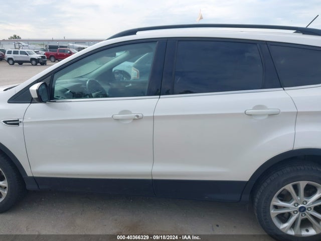 Ford ESCAPE SEL 2018 1FMCU9HD2JUA72076 Image 14