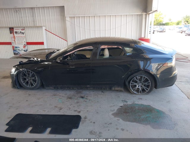 5YJSA1E63MF443680 Tesla Model S Plaid Tri Motor All-wheel Drive