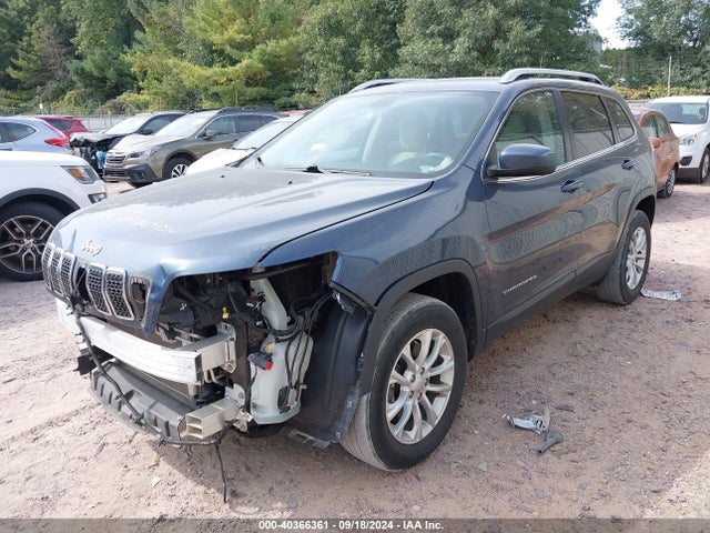 1C4PJMCB9KD424255 Jeep Cherokee Latitude 4x4
