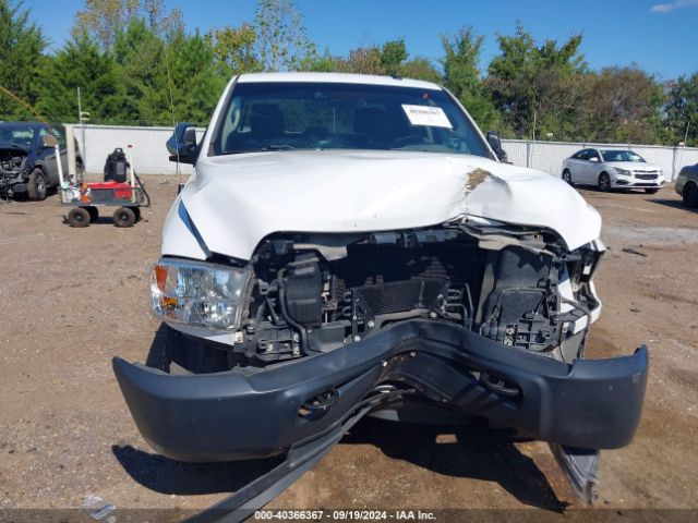 3C6TR5HT2HG771976 RAM 2500 Tradesman  4x4 8' Box