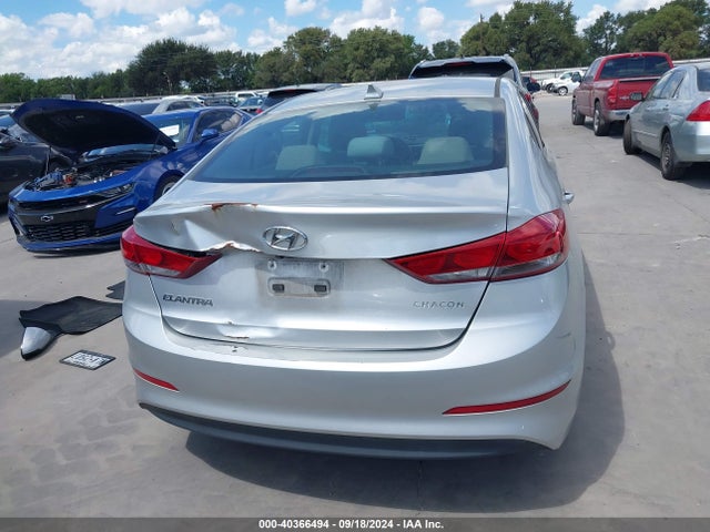 Hyundai ELANTRA SE 2017 5NPD84LF0HH095675 Image 17