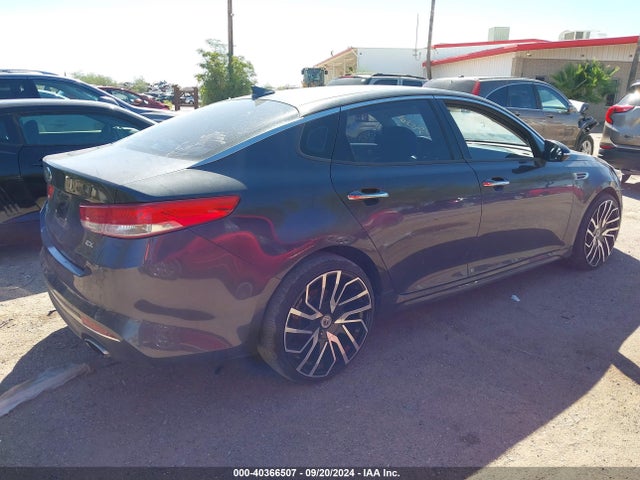KIA OPTIMA EX 2017 5XXGU4L39HG159061 Image 4