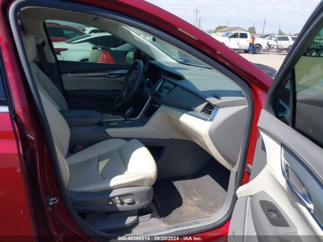 1GYKNCRS2HZ240748 Cadillac Xt5 Premium Luxury