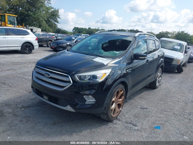 Ford Escape Titanium 2018 1FMCU9J93JUB79160 Image 2