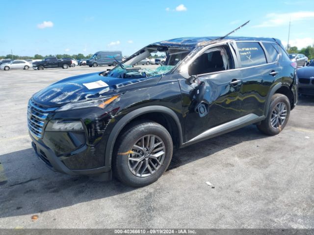 5N1BT3AB8RC712264 Nissan Rogue S Intelligent Awd