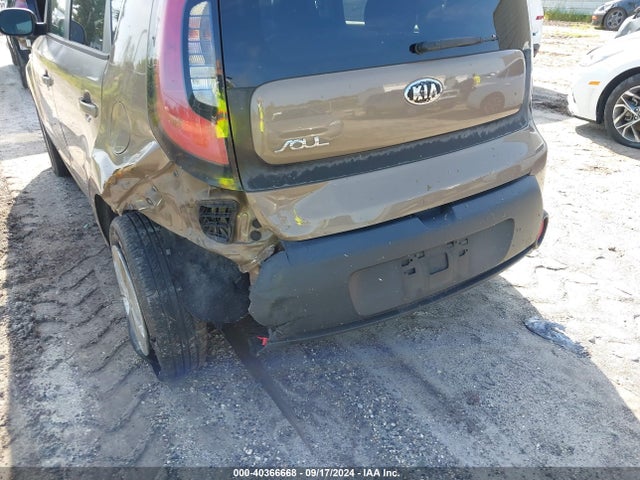 KIA Soul 2014 KNDJN2A24E7109996 Image 6