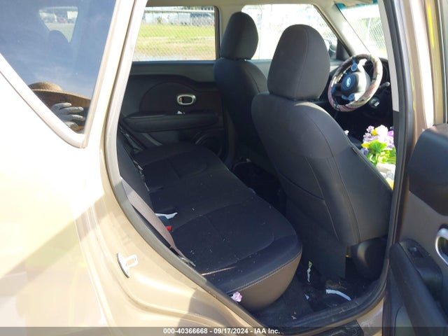 KIA Soul 2014 KNDJN2A24E7109996 Image 8
