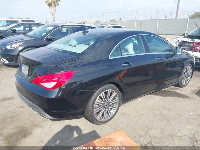 Mercedes-Benz CLA 250 2019 WDDSJ4EB4KN742730 Image 4