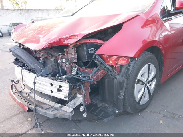 Toyota Prius Two 2017 JTDKBRFU9H3050018 Image 18