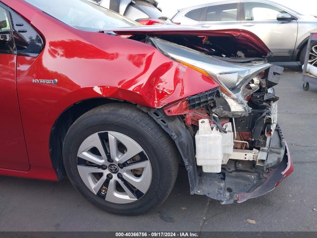 Toyota Prius Two 2017 JTDKBRFU9H3050018 Image 21