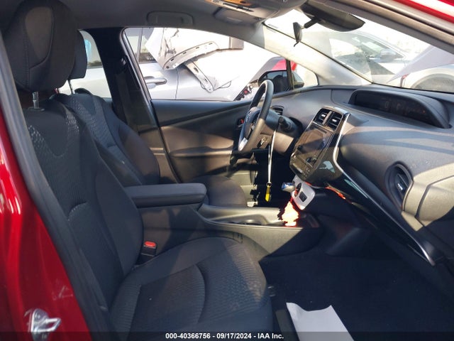 Toyota Prius Two 2017 JTDKBRFU9H3050018 Image 5