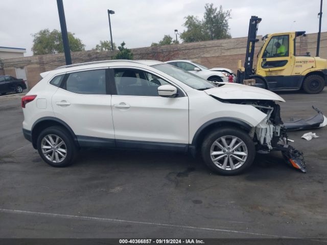 JN1BJ1CP3HW017164 Nissan Rogue Sport Sv