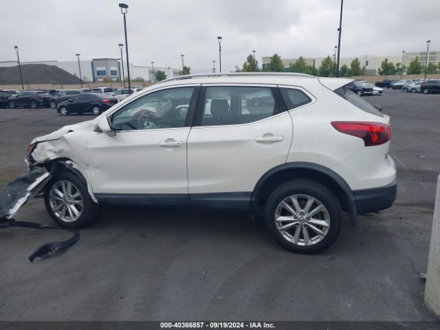 JN1BJ1CP3HW017164 Nissan Rogue Sport Sv