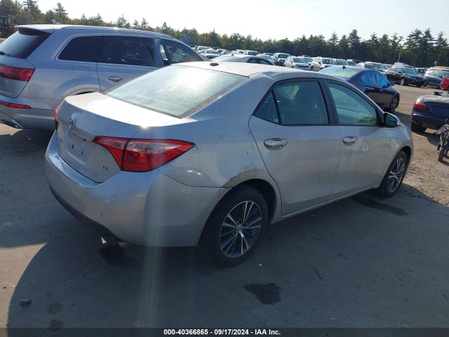 Toyota COROLLA LE 2018 2T1BURHE9JC104415 Image 4