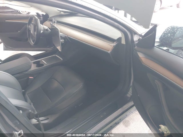 2023 TESLA MODEL 3 5YJ3E1EA2PF467440 Photo 4