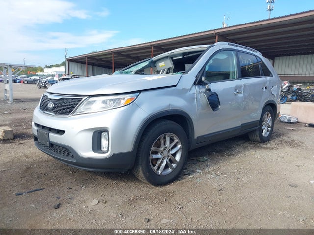 KIA SORENTO LX 2014 5XYKT4A62EG449563 Image 2