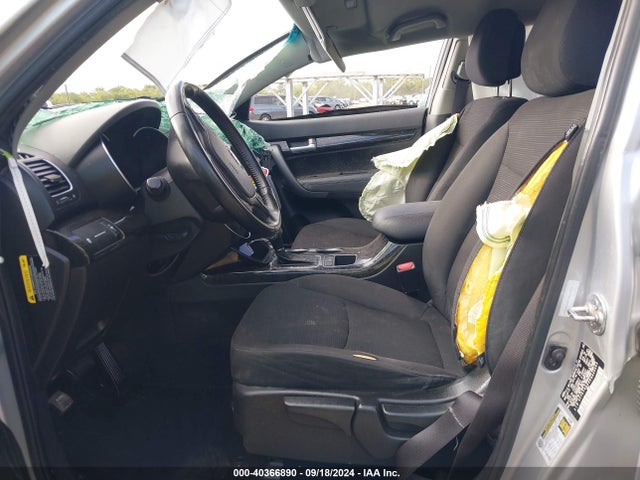 KIA SORENTO LX 2014 5XYKT4A62EG449563 Image 5