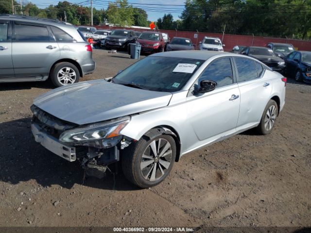 1N4BL4DW7MN371967 Nissan Altima Sv Intelligent Awd