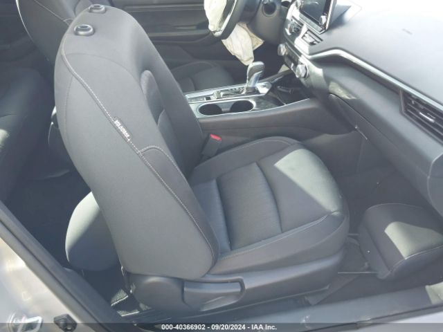 1N4BL4DW7MN371967 Nissan Altima Sv Intelligent Awd