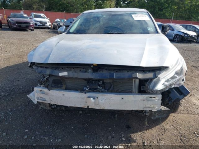 1N4BL4DW7MN371967 Nissan Altima Sv Intelligent Awd