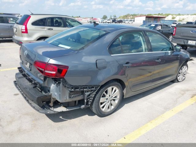 3VWD67AJ7GM372391 Volkswagen Jetta 1.4t Se