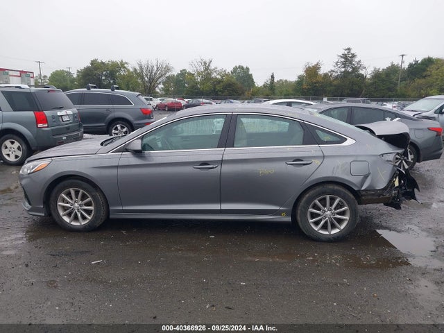 Hyundai SONATA SE 2018 5NPE24AF5JH695123 Image 14