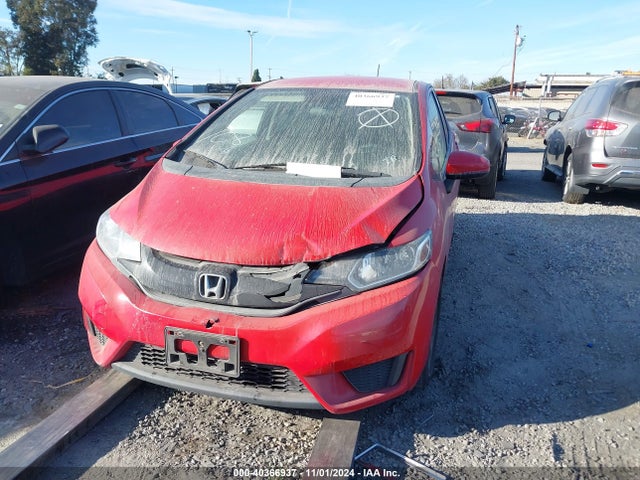 Honda FIT LX 2015 3HGGK5H50FM758126 Image 13