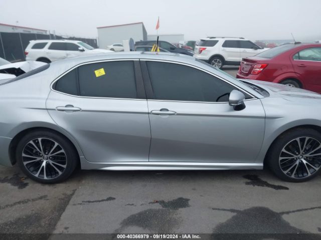 4T1B21HK2JU508300 Toyota Camry Hybrid Se