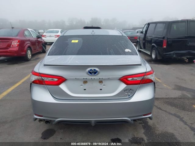 4T1B21HK2JU508300 Toyota Camry Hybrid Se