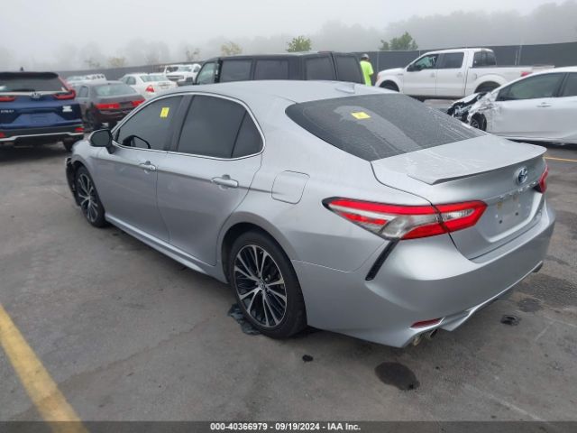 4T1B21HK2JU508300 Toyota Camry Hybrid Se
