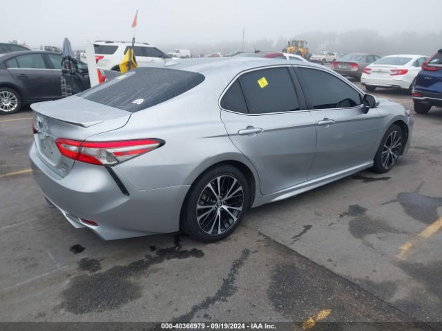 4T1B21HK2JU508300 Toyota Camry Hybrid Se