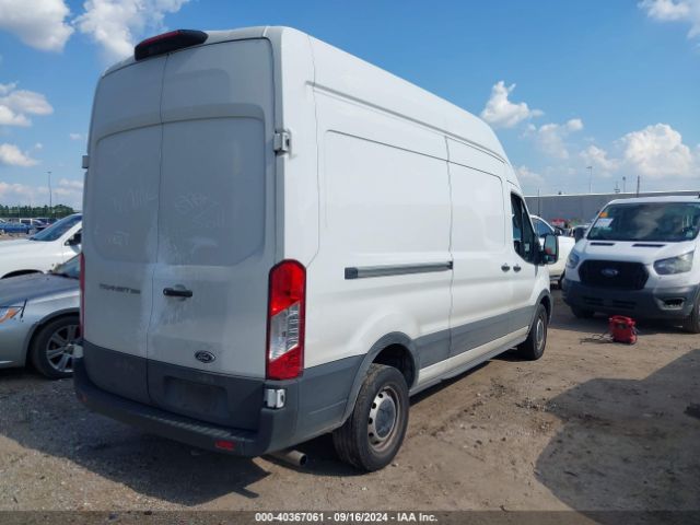 1FTBR1X83NKA70037 Ford Transit-250