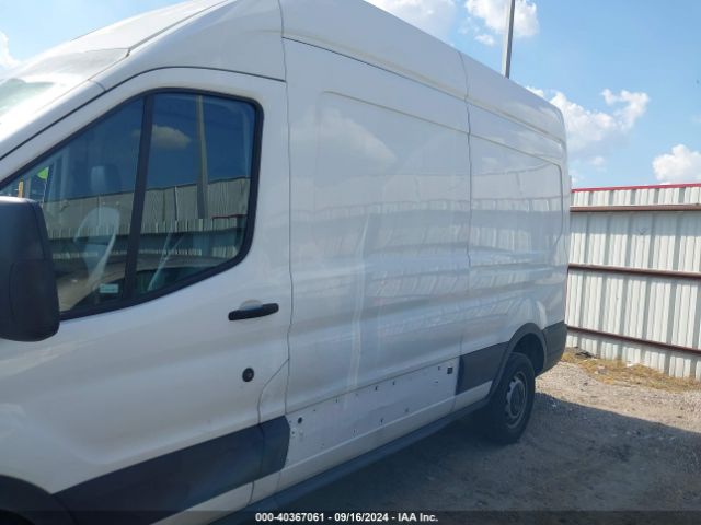 1FTBR1X83NKA70037 Ford Transit-250