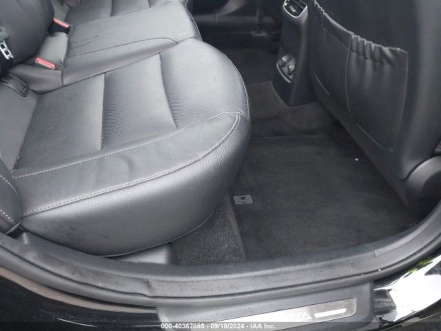 KNALC4J14J5120016 KIA Cadenza Premium